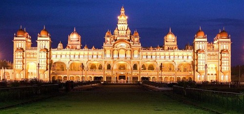 mysorepalace Top 10 Tourist Destinations in India