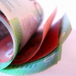 plastic-notes-australian_dollars