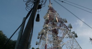 Telecom Players pause Hiring, Is Telco Growth In India Fading?