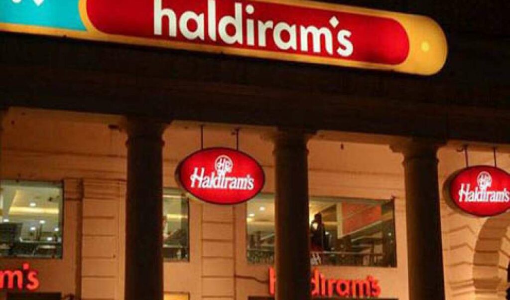 क्या बिक जाएगा भारत का Haldiram's? इस विदेशी कंपनी ने लगाई 40000 करोड़ की बोली!