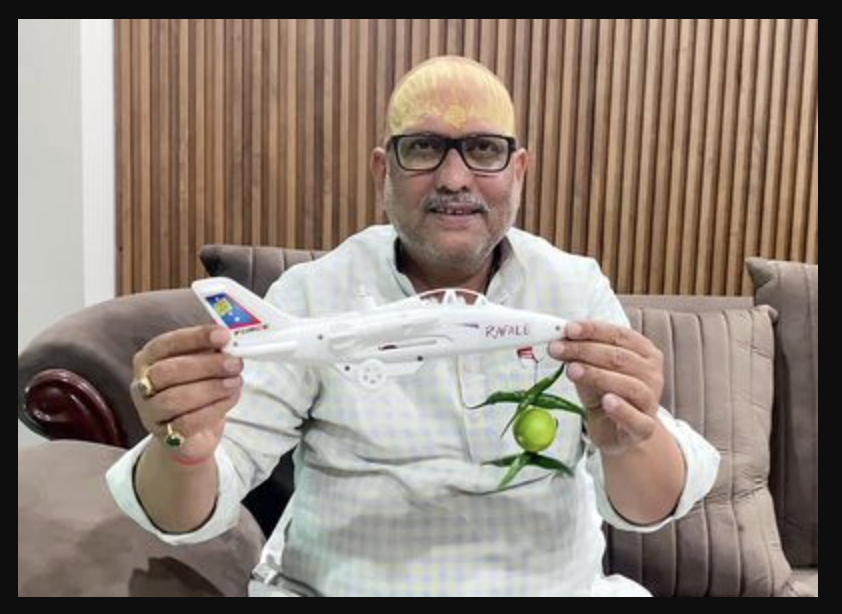 HCL सह-संस्थापक की गंभीर चेतावनी, Chinese Chips पर तुरंत Ban लगाने का प्रस्ताव