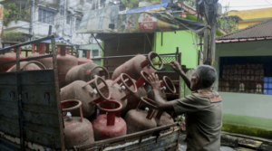 क्या अब घर में एक साथ नहीं रख सकेंगे LPG और PNG? सरकार की नई पॉलिसी से बढ़ी चर्चा