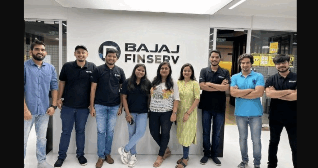 Bajaj Finance ने 1500 कर्मचारियों को निकाला, अब 10 AI Bots संभाल रहे हैं काम