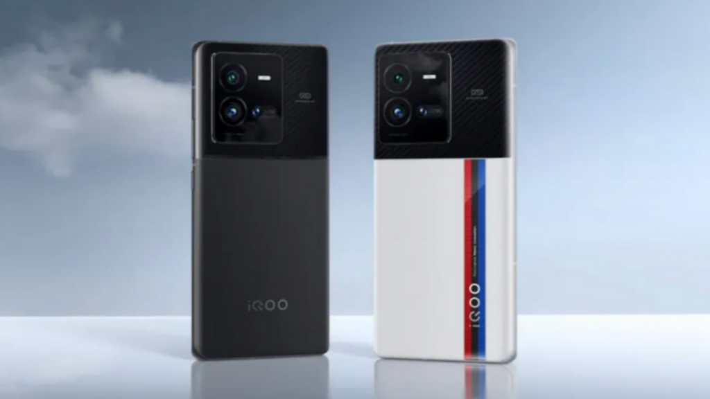 iQOO 11 Launched As India's 1st SD 8 Gen 2 Smartphone: 50MP Camera, 120W Charging (Check Price, USPs & More)