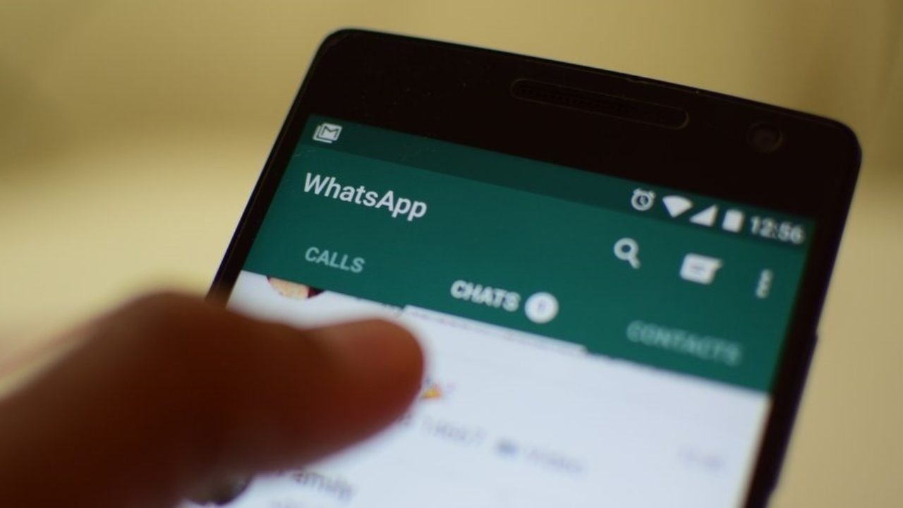 Whatsapp Will Soon Start Peer-To-Peer Data Transfer Via 'Chat Transfer' Among Android Users!