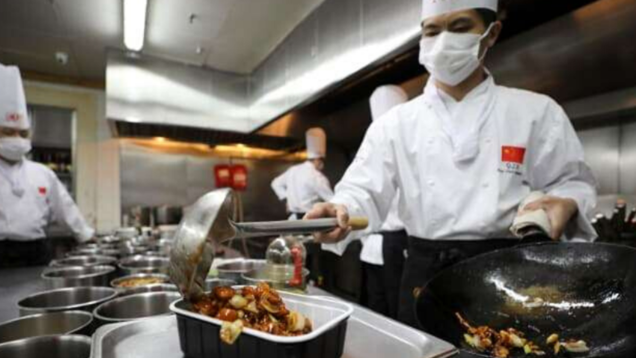 Health Card Compulsory For All Chefs, Cooks, Waiters, Food Handlers In This State