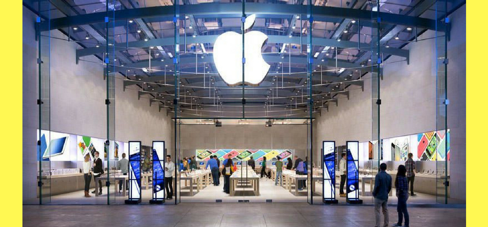 Apple's Aggresive Offline Strategy: All Major Competitors Banned From Opening Stores Near Their Mumbai Store!