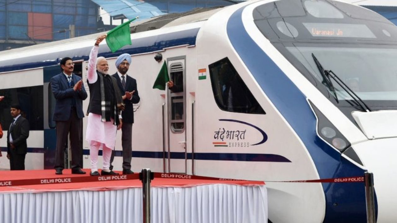 Govt Will Spend Rs 600 Crore For Vande Bharat Train Factory: 120 Vande Bharat Trains Will Be Manufactured In Maharashtra!