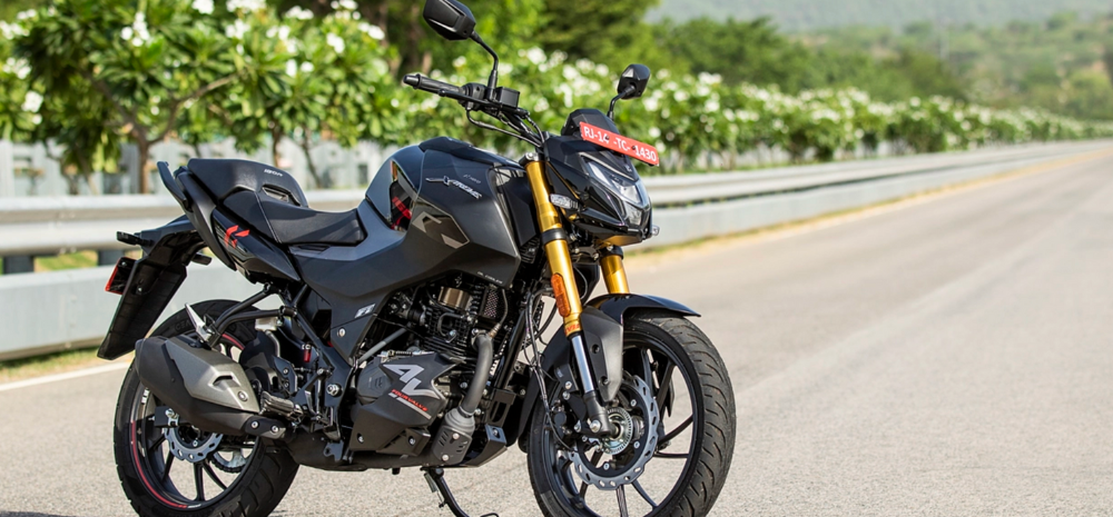 Hero Will Open Premium Showrooms For Selling Xtreme 160R 4V, Karizma 210 Bikes Across India!