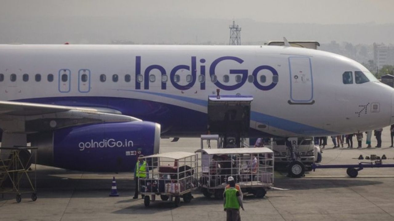 Indigo Creates A New Record For Any Indian Airlines: Buys 500 Airbus A320 aircraft In A Single Deal!