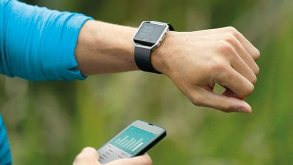 India Will Beat US, China, Europe To Become World's Biggest Wearables Market With 25% Share In Global Sales!