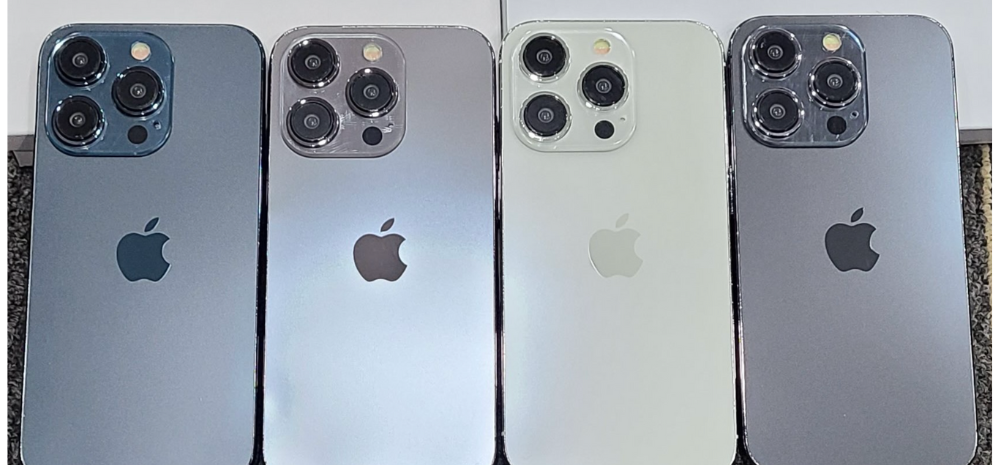 iPhone Dummy Models Leaked: Check New Design, Interesting Color Combinations & More Details!