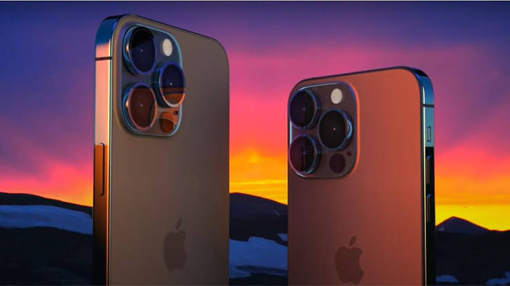 iPhone 14 Declared #1 Smartphone Of 2023; Apple Grabs 7 Spots Out Of Top 10 List
