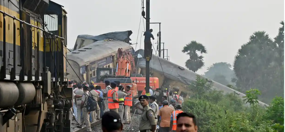 Train Drivers Were Watching Cricket When The Train Crashed, Killing 14