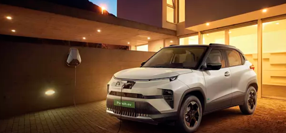 This Tata SUV Beats Creta, Brezza, Nexon, Scorpio To Become India's Biggest Selling SUV!