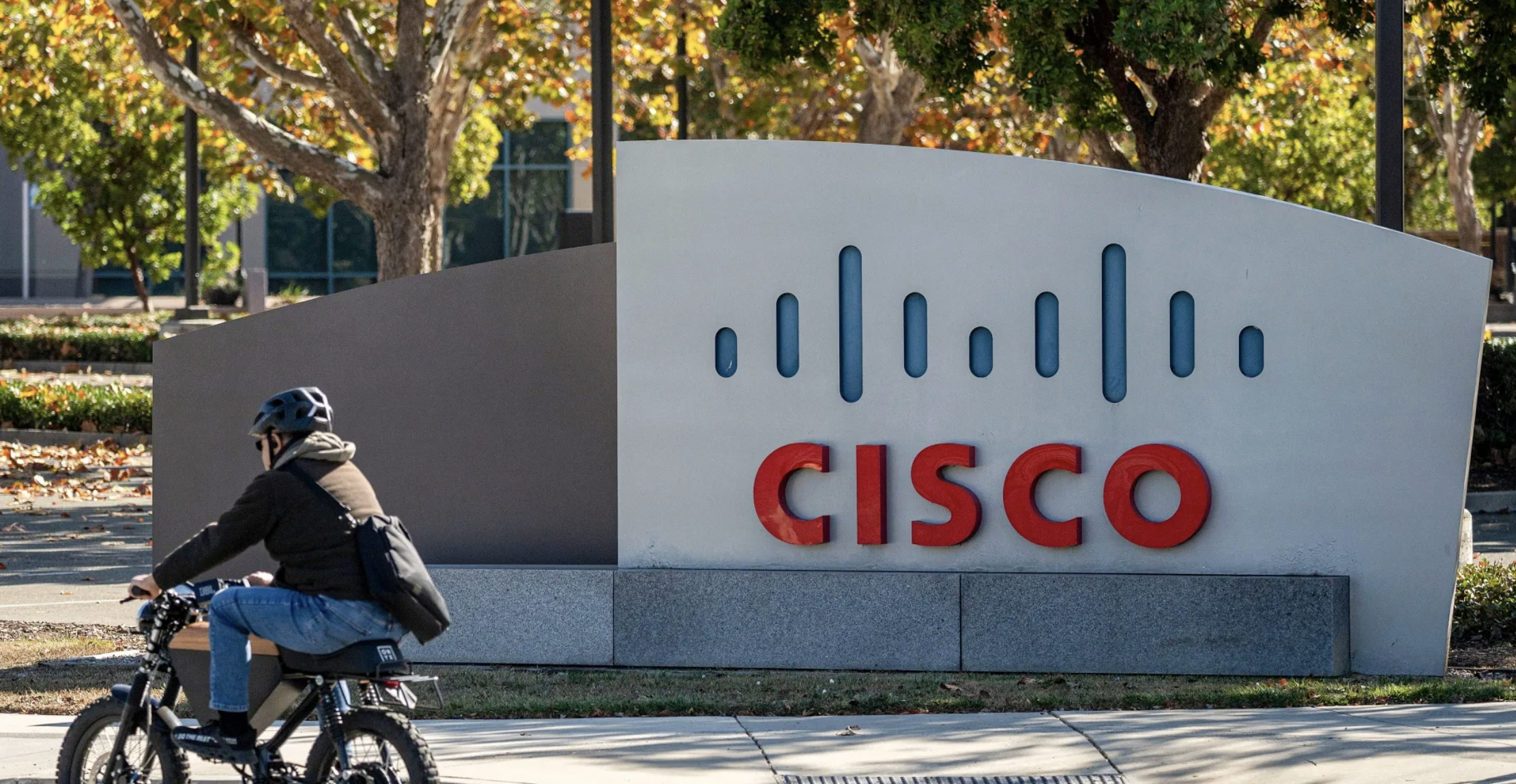 Cisco's New Device Can Run AI Locally On Computers, LAN
