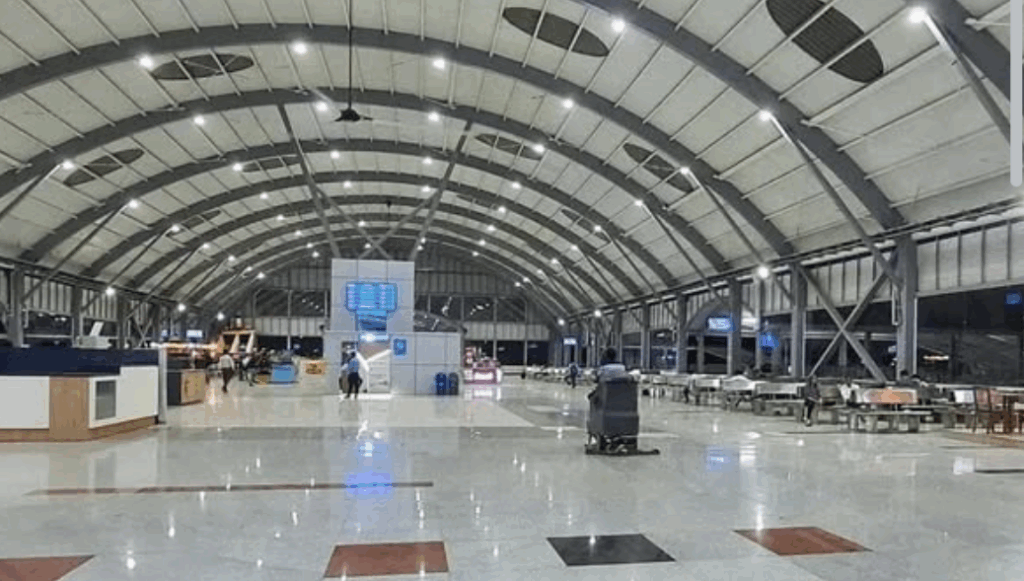 India's 1st Private Railway Station Stuns Everyone With Cleanliness, Hygiene