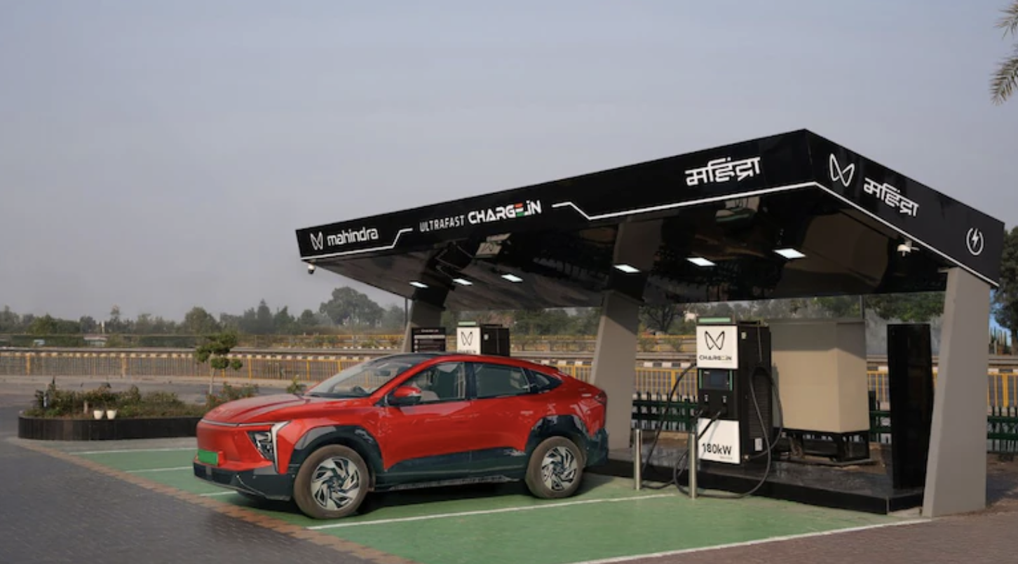 Mahindra Will Launch 1000 Ultra-Fast Charging Points In Next 2 Years