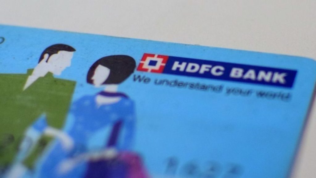 HDFC Debit Card Users Must Meet Min Criteria To Get Free Airport Lounge Access