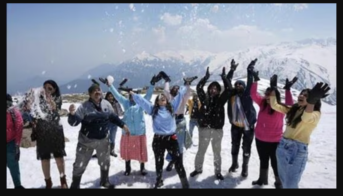 1.6 Crore Tourists Visited Kashmir In 2025, After Pahalgam Attack, Floods - Minister