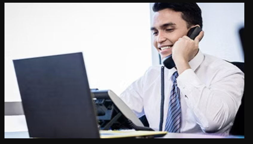 Bajaj Finance Will Use AI For Managing 100 Million Customer Calls By 2027