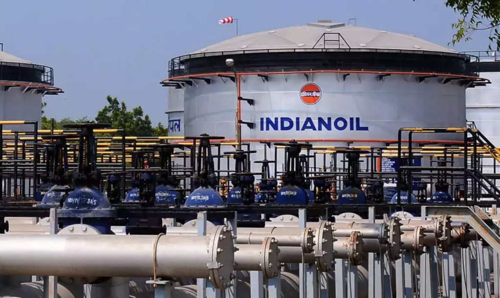 Govt Asks Oil Refineries To Increase LPG Production For Domestic Usage