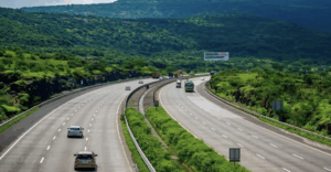 UP Plans 700-Kms Super-Expressway Connecting 22 Districts