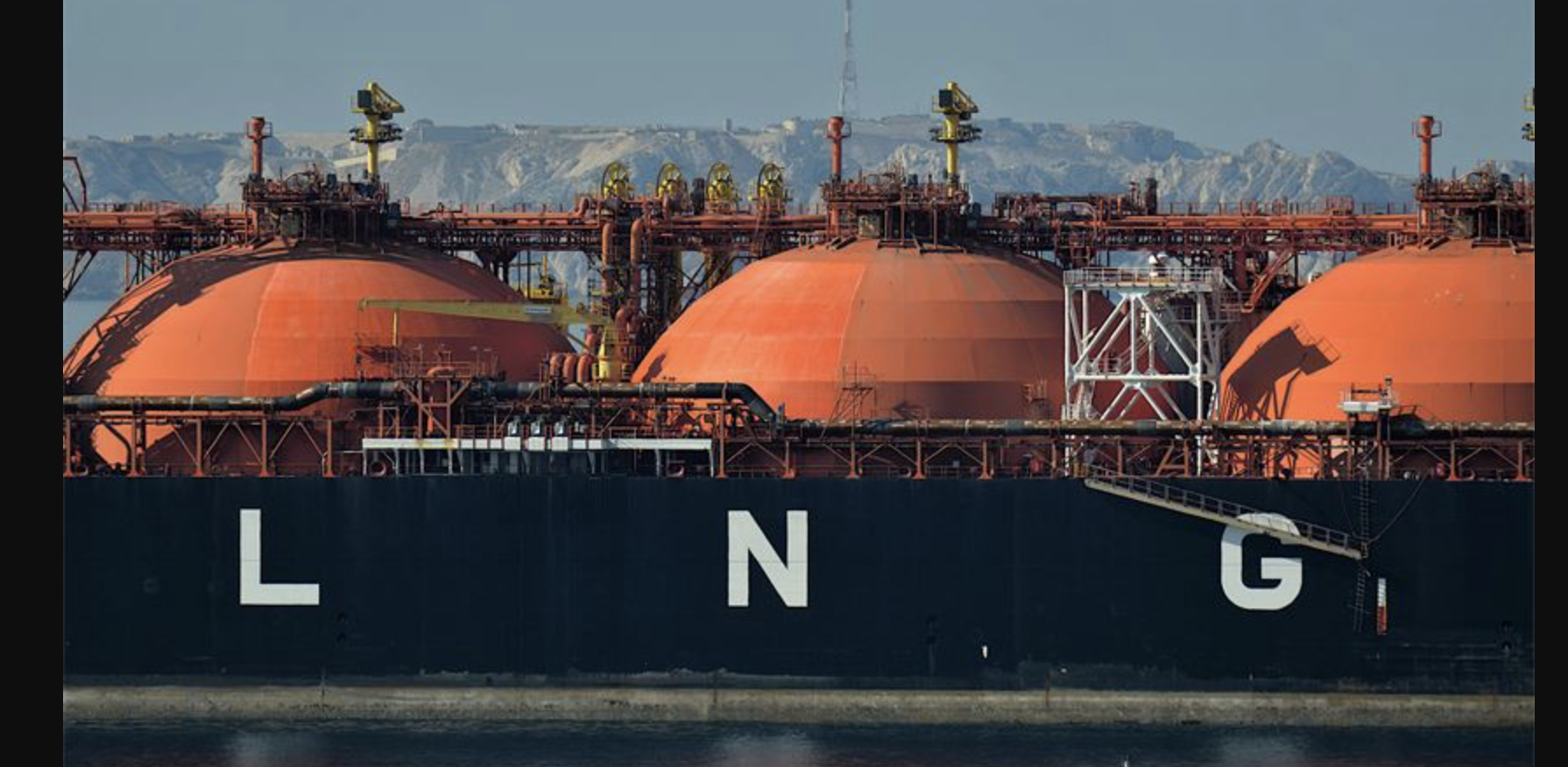 Russia Offering LNG Gas At 40% Discount: But This Gas Is Santioned