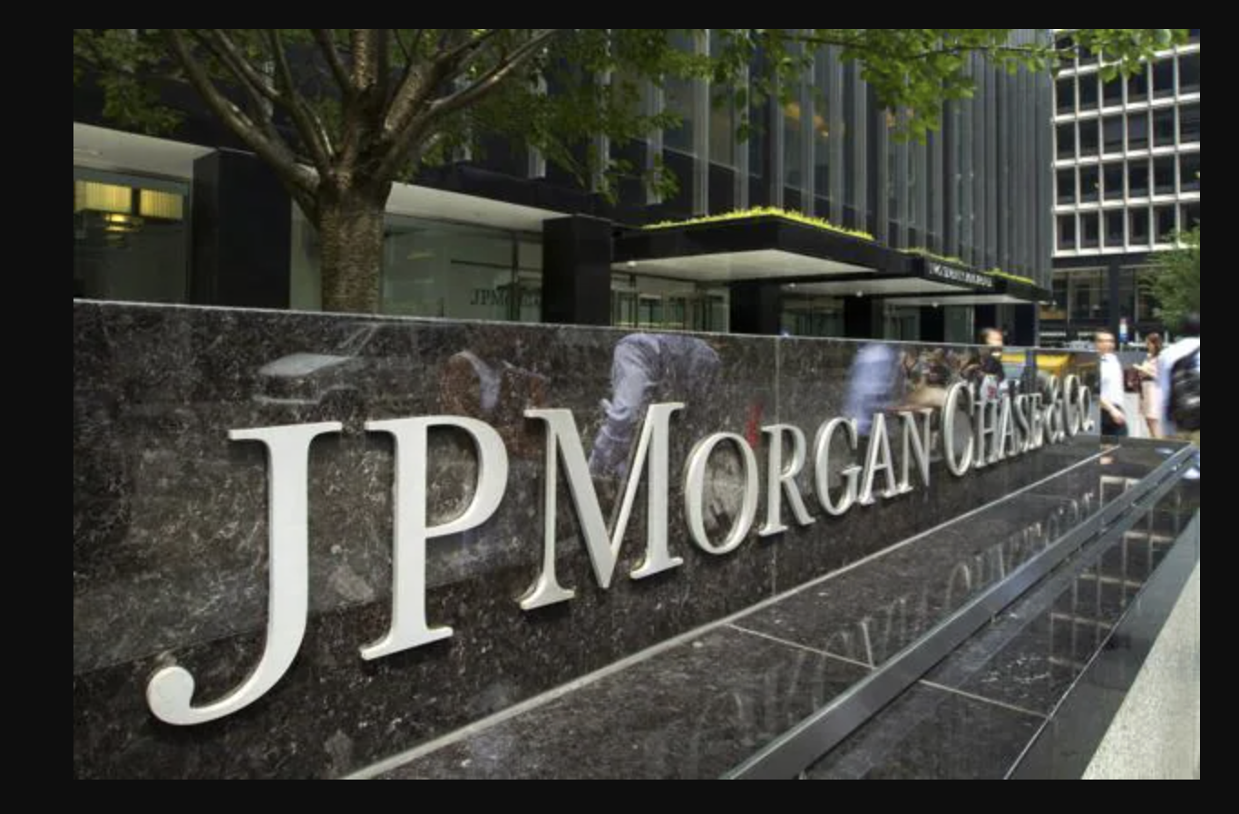 JPMorgan Chase Will Hire More AI Experts, Less Bankers