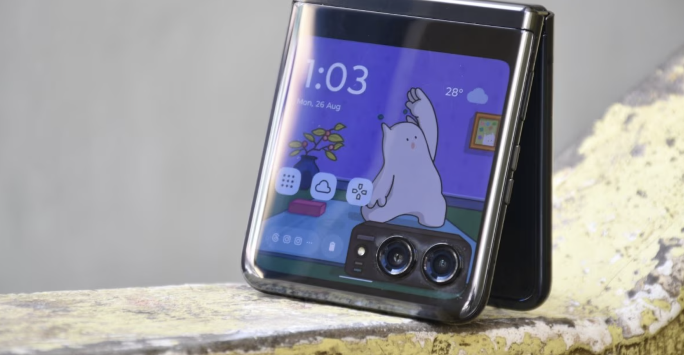 Is Motorola Secrely Injecting Amazon Affilate Codes Via Hidden System Apps? Here's The Truth!