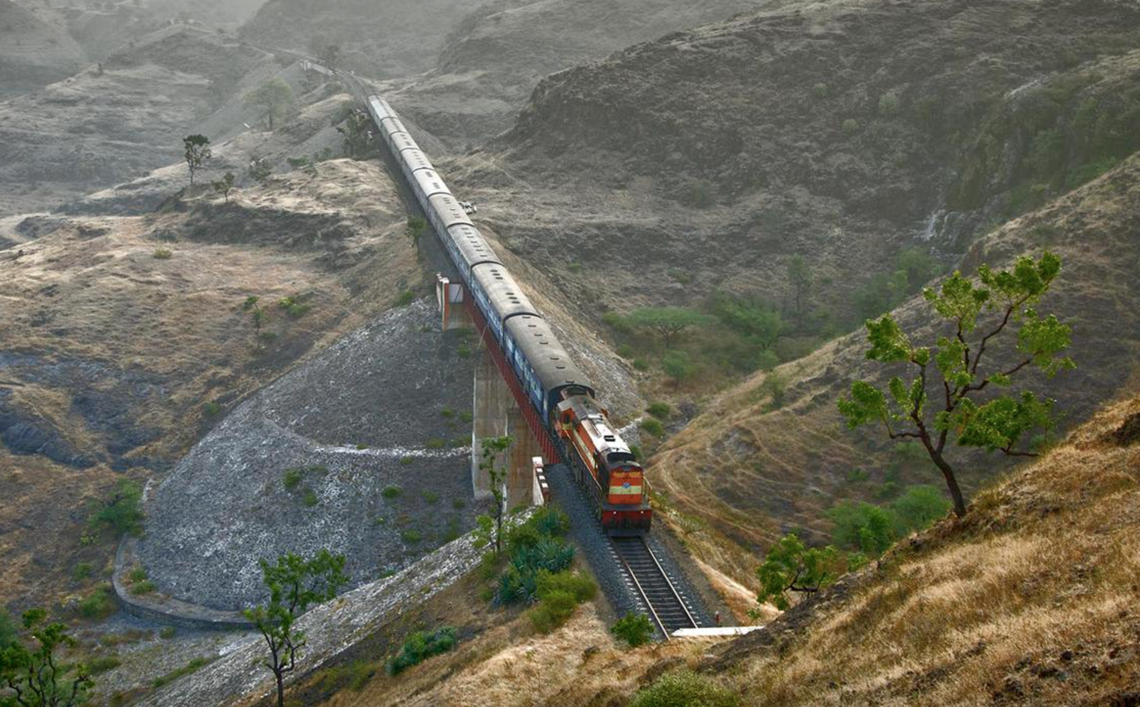 Indian Railways Plans Rs 40,000 Crore Mega Tender for 1 Lakh Freight Wagons