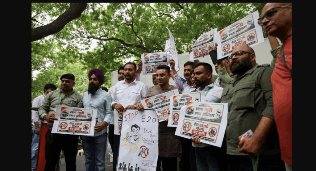 Delhi Taxi Operators Will March Towards Parliament To Oppose E20 Fuel