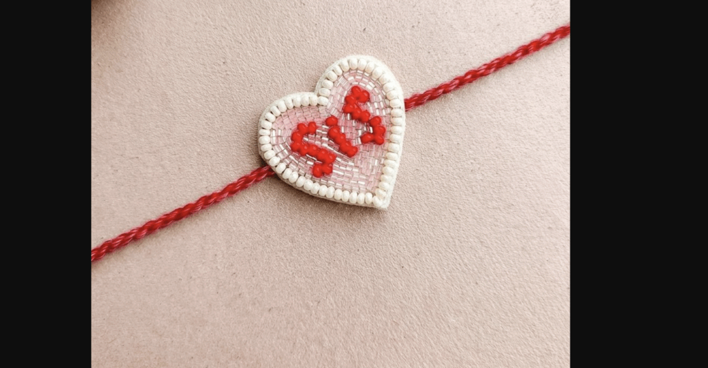 Top 10 Rakhi Gifts Under Rs 1000 You Can Gift Your Sister
