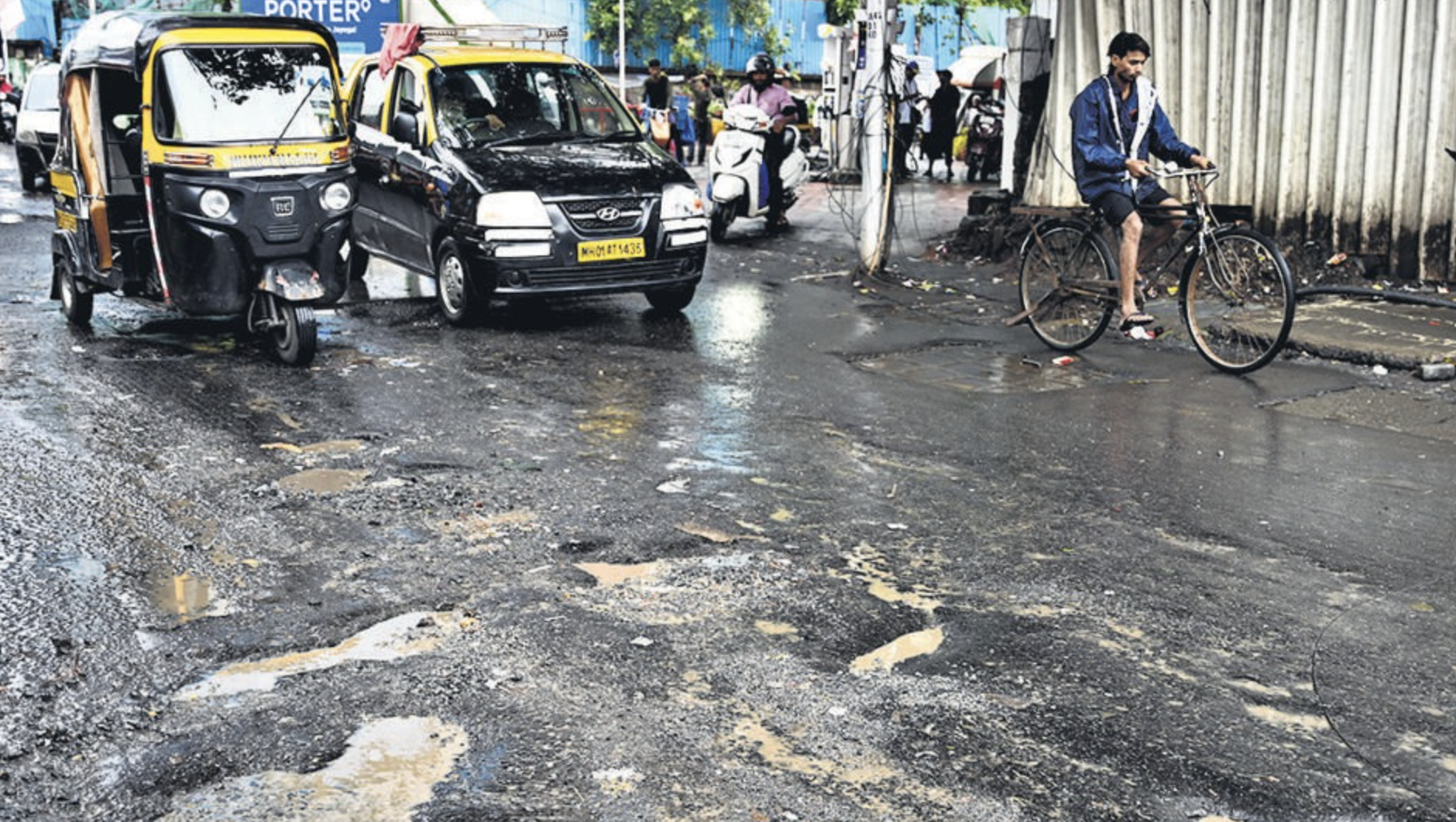 Bombay Mayor To Spend Rs 25 Lakh On Social Media Team