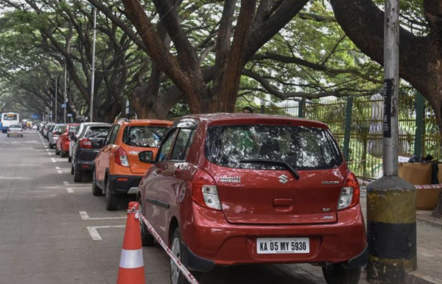 60% Of Bengaluru Road Space Is Lost To Parked Vehicles