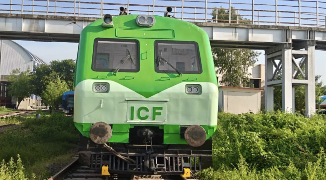 India's First LNG-Diesel Dual-Fuel Train To Run In Gujarat