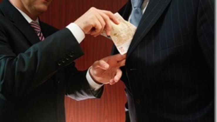 70,584 Corruption Complaints Against Government Departments in 2025: Banks, Railways Top the List