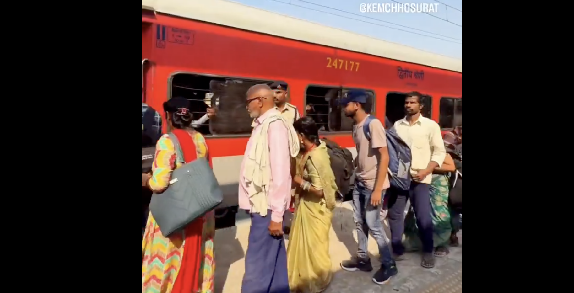 Mass Exodus Of UP, Bihar Workers Reported From Gujarat: What's The Truth?