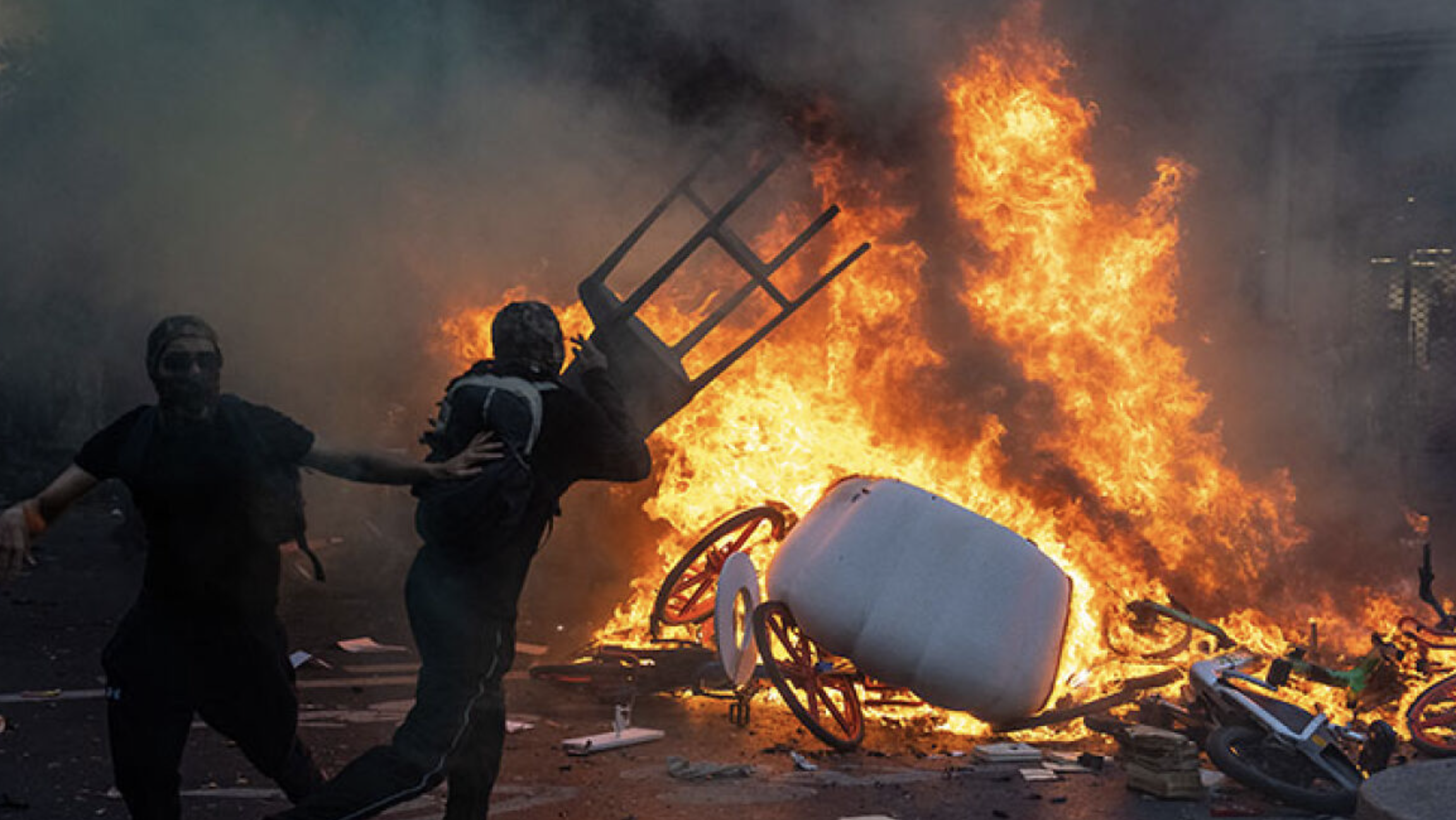 Robbed iPhones In France Become Useless After Apple Locks Devices Remotely