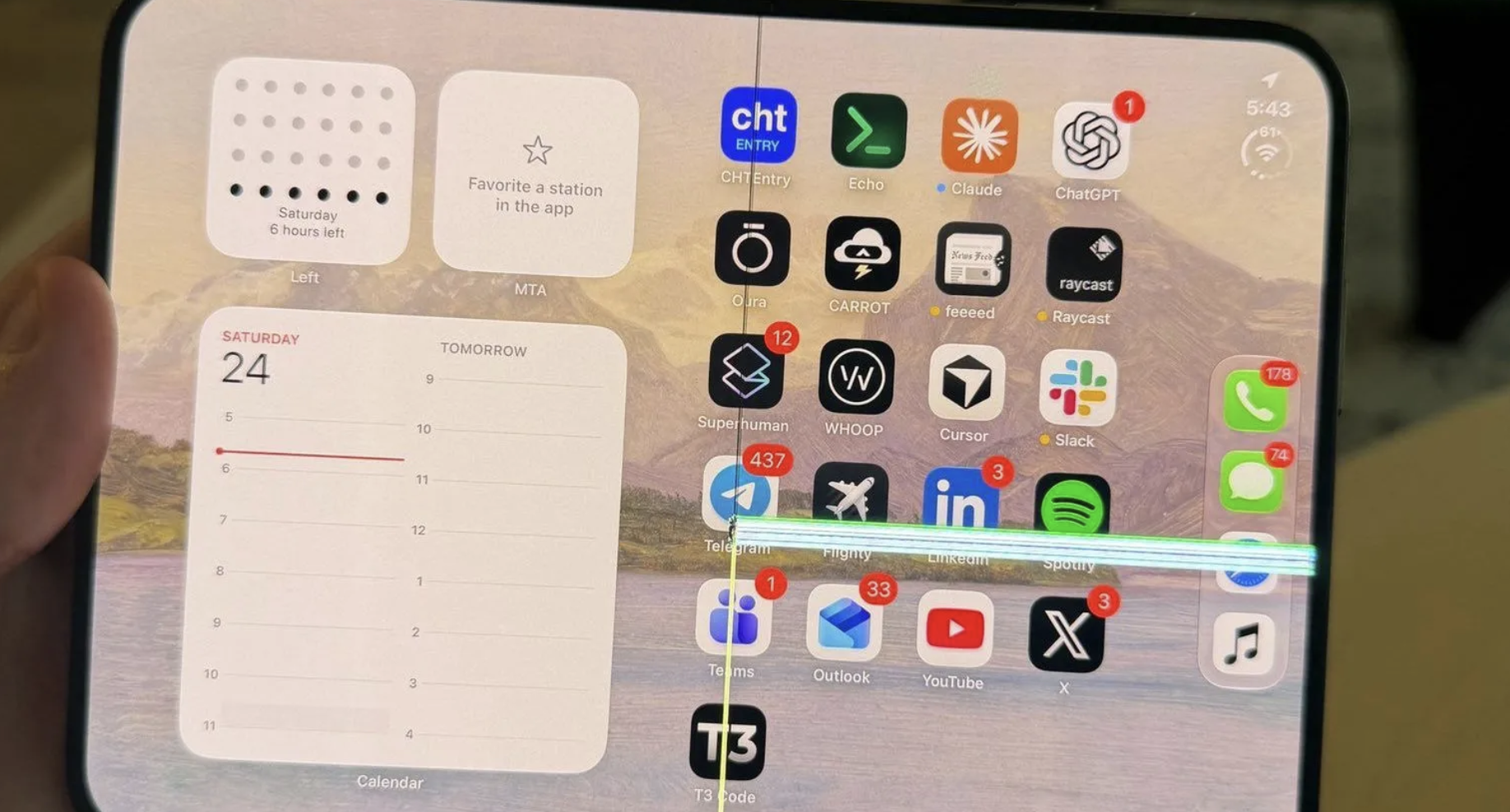 Apple Promises To Replace iPhone Duo With Faulty Foldable Screens