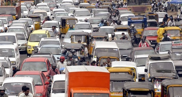 Govt Plans To Offer Incentives upto Rs.1.5 Lakh to Dump Your Old Vehicles!