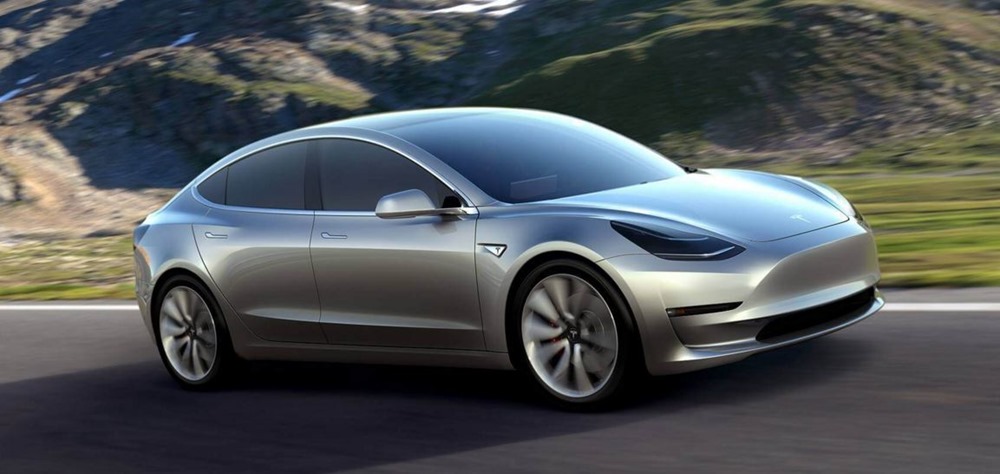 Tesla’s Latest Model 3 is Coming to India; Elon Musk Makes Announcement On Twitter