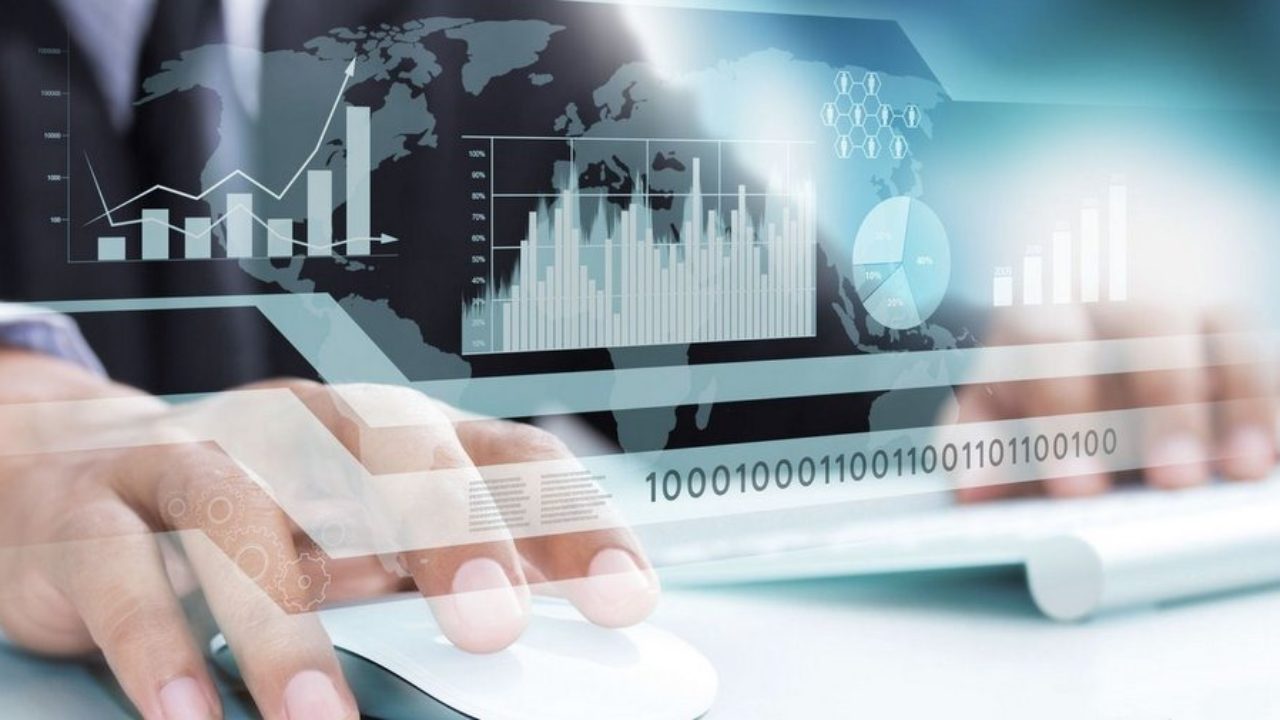 Big Data Scientists Earn BIG, Make 10X to 15X More Money Compared to  Engineers, CAs – Trak.in – Indian Business of Tech, Mobile & Startups