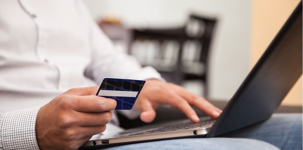 Online Shopping Debit Credit Card usage