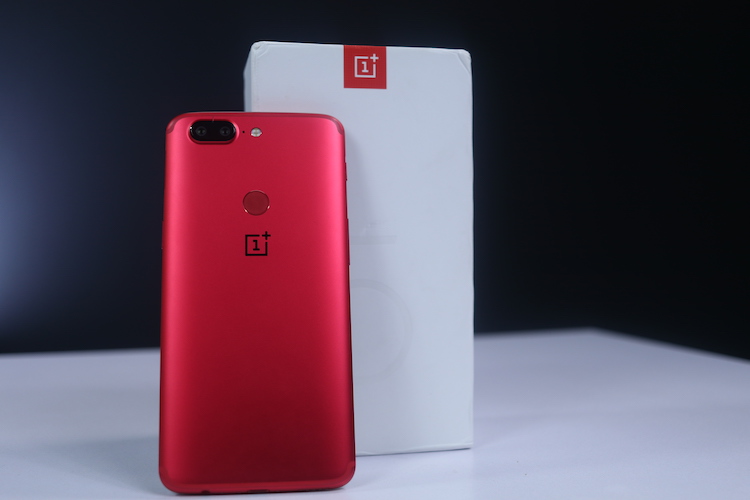 OnePlus 5T Lava Red Edition
