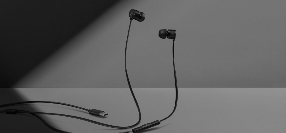 OnePlus kills headphone jack, launches USB Type C Bullets