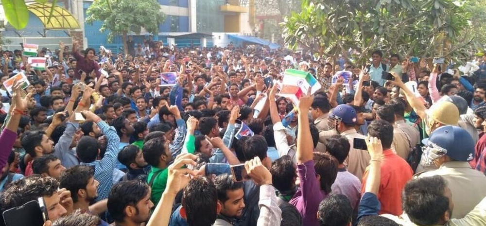 Oppo Employees protesting last year in Noida factory (Source: HT Photo)