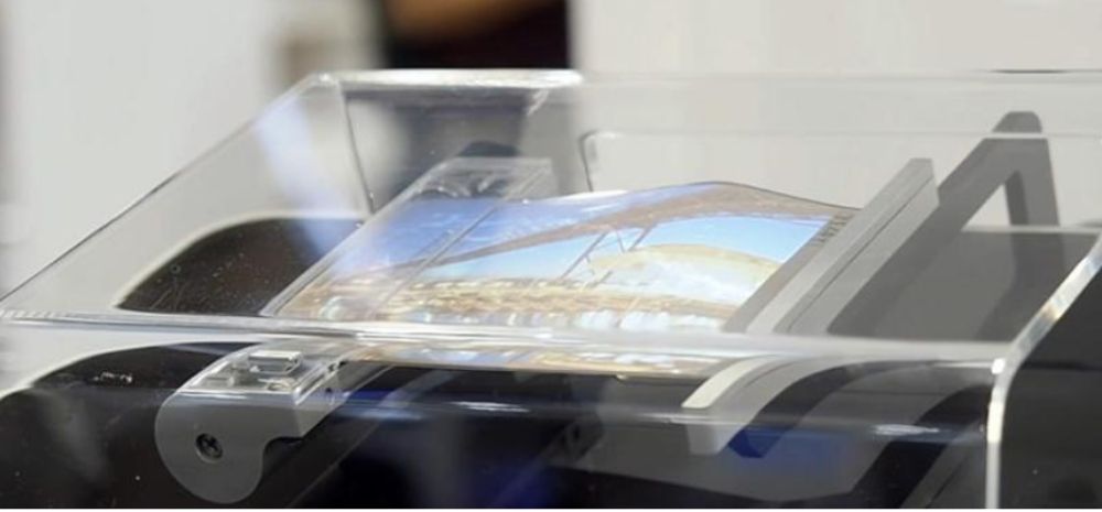 Sony Working On Rollable Display