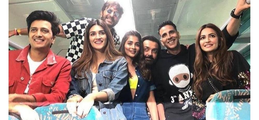 'Housefull 4' Becomes 1st Movie To Be Promoted Inside Train; IRCTC Will Earn Money From Movie Promotions!