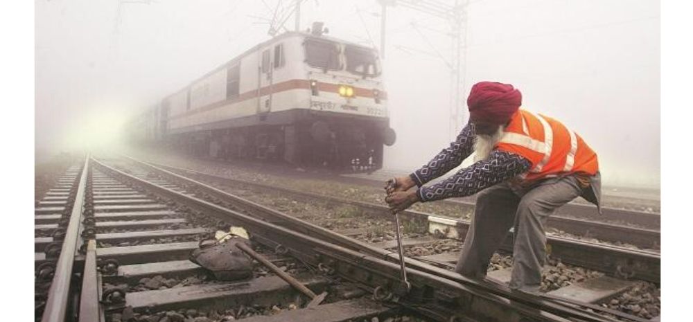 4 Reasons Why Your Train Won't Delay This Winter Season: Indian Railways Unleashes 4 Technical Innovations!